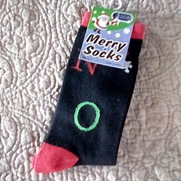 Christmas Socks NWT - Picture 1 of 3